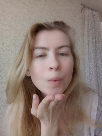 quickie-on-the-staircase-big-0