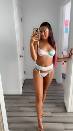 sitting-on-your-face-until-you-suffocate-big-0