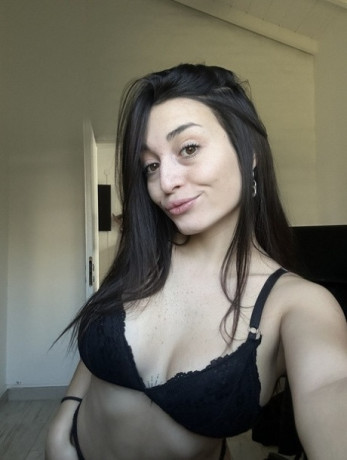 horny-girl-looking-for-a-fun-fuck-tonight-big-0