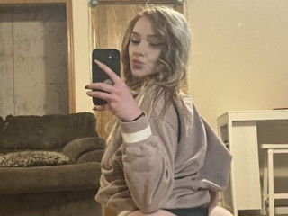 just-want-to-meet-a-normal-guy-for-a-hot-time