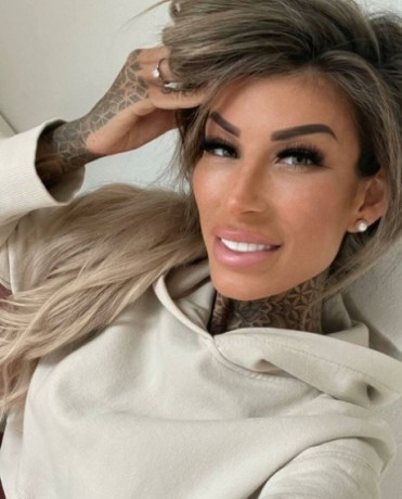 just-a-fun-hookup-to-make-the-week-better-big-0