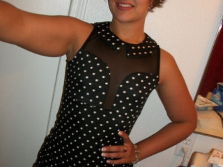 beautiful-lady-looking-for-free-hott-adult-travel-and-fun