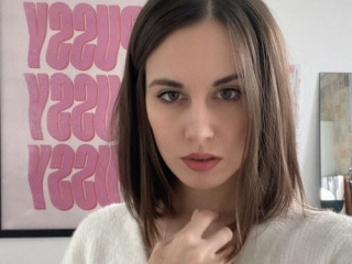 any-women-want-to-come-get-fucked-and-your-pussy-eaten